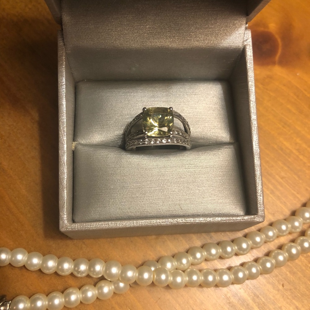 Sterling silver lemon quartz & white sapphire ring